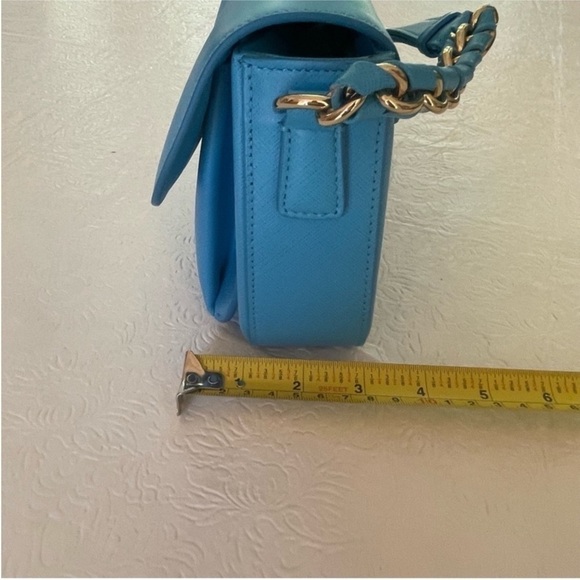 Salvatore Ferragamo Sandrine Small Saffiano Leather Adjustable Shoulder Bag - Picture 11 of 13